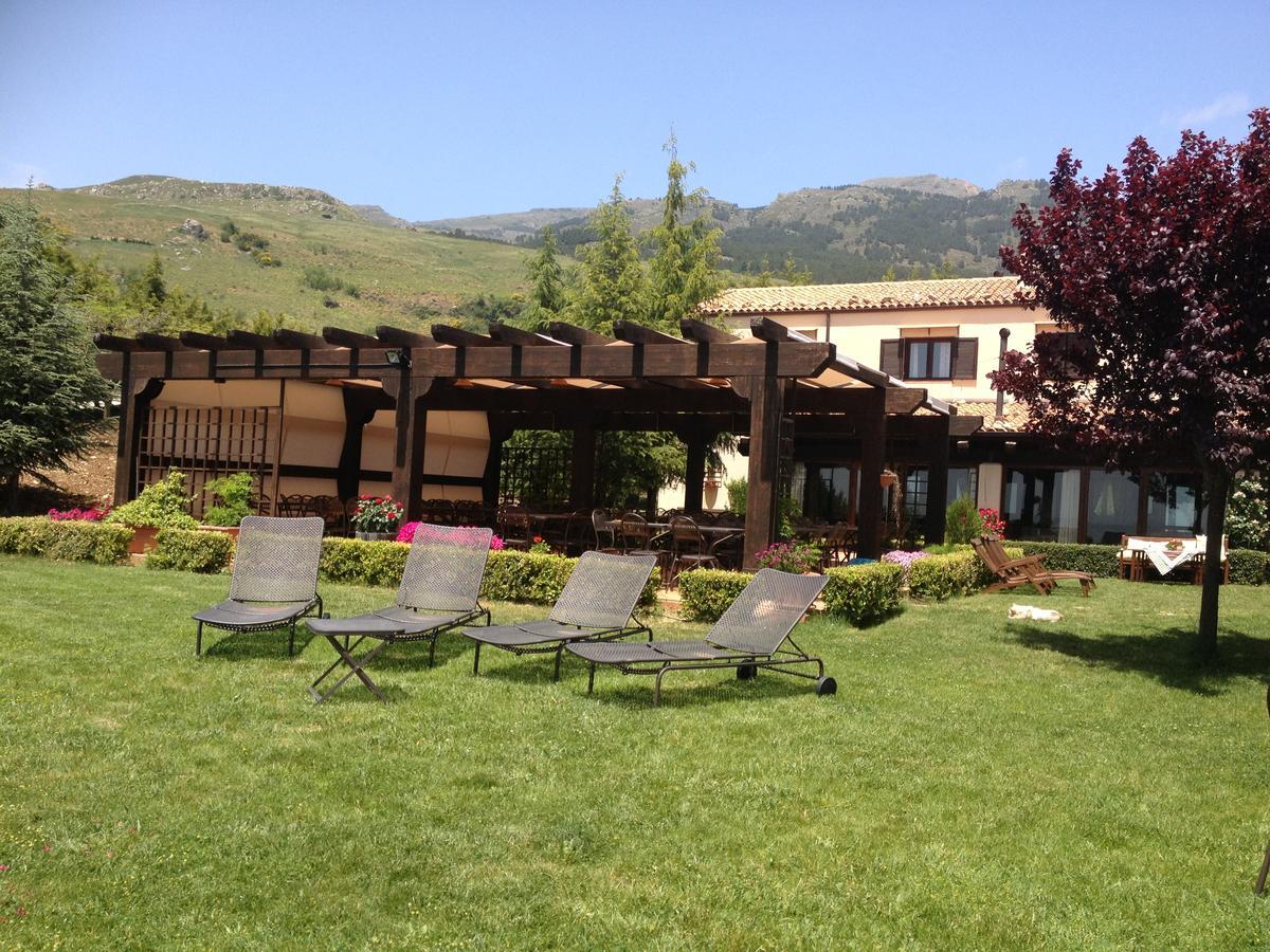 Agriturismo Terravecchia Castellana Sicula Exterior foto